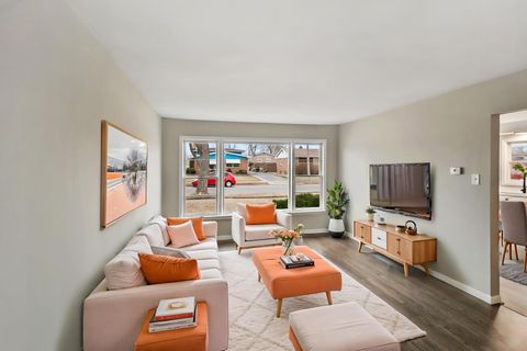 Tiny photo for 172 Strieff Avenue, Chicago Heights, IL 60411 (MLS # 12583040)