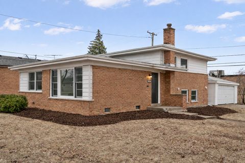 Photo of 172 Strieff Avenue, Chicago Heights, IL 60411 (MLS # 12583040)