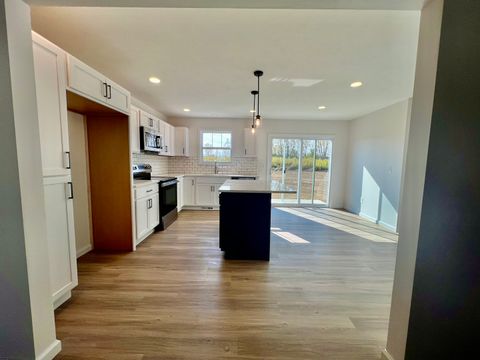 Tiny photo for 14 Eric Court, Bloomington, IL 61705 (MLS # 12452980)