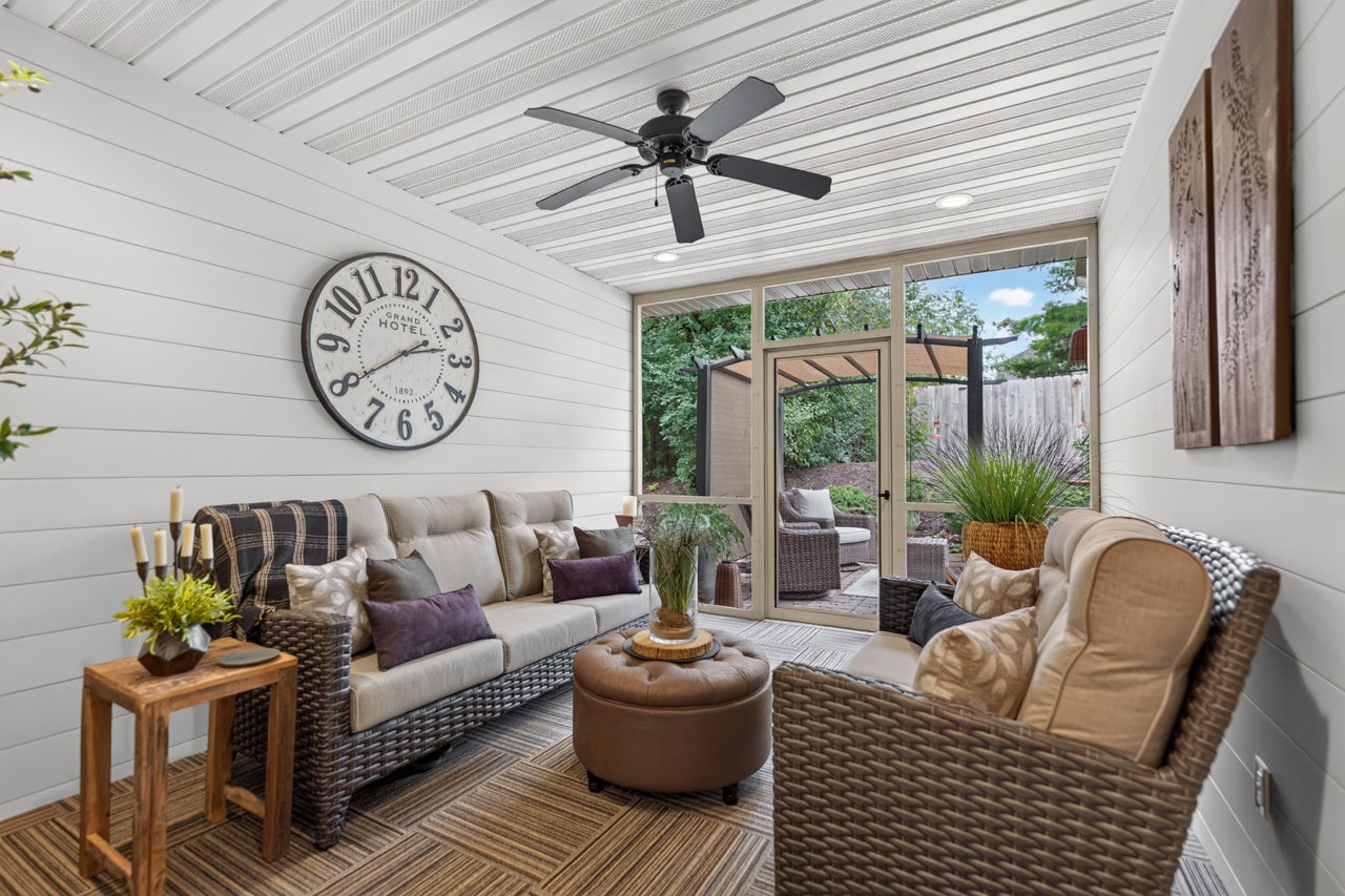 5734 JACKIES Drive I-5734