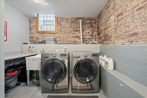 Tiny photo for 1332 W School Street, Chicago, IL 60657 (MLS # 12618433)