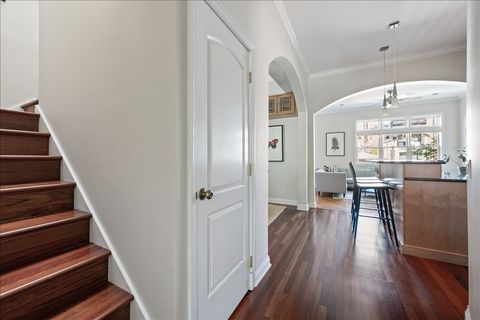 Tiny photo for 1332 W School Street, Chicago, IL 60657 (MLS # 12618433)