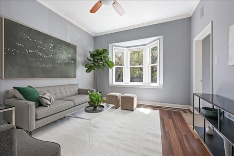 Tiny photo for 1332 W School Street, Chicago, IL 60657 (MLS # 12618433)