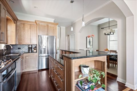 Tiny photo for 1332 W School Street, Chicago, IL 60657 (MLS # 12618433)