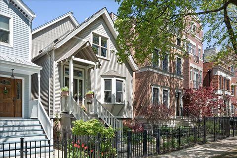 Tiny photo for 1332 W School Street, Chicago, IL 60657 (MLS # 12618433)