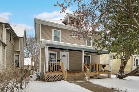 Photo of 1025 Grant Avenue, Rockford, IL 61103 (MLS # 12552976)