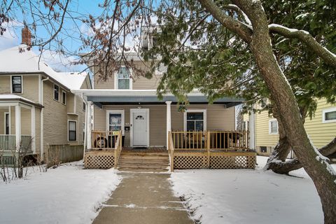 Tiny photo for 1025 Grant Avenue, Rockford, IL 61103 (MLS # 12552976)