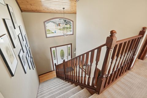 Tiny photo for 10106 Belmont Court, St. John, IN 46373 (MLS # 12601713)