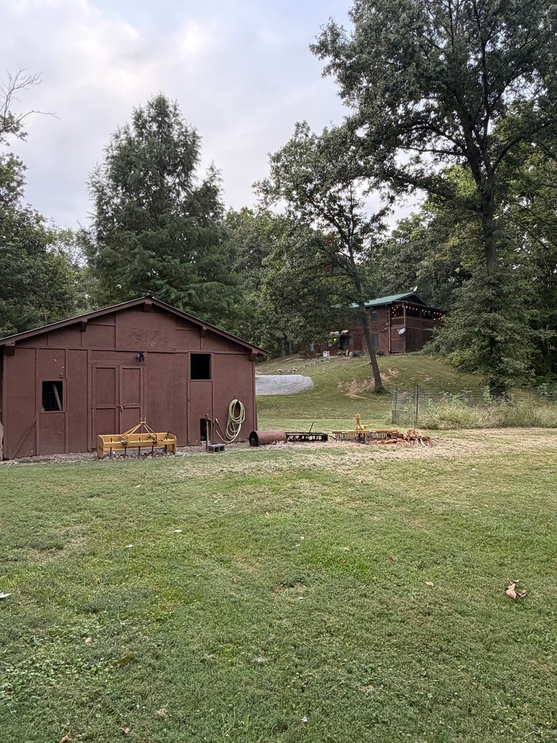 4083 Private Road 25