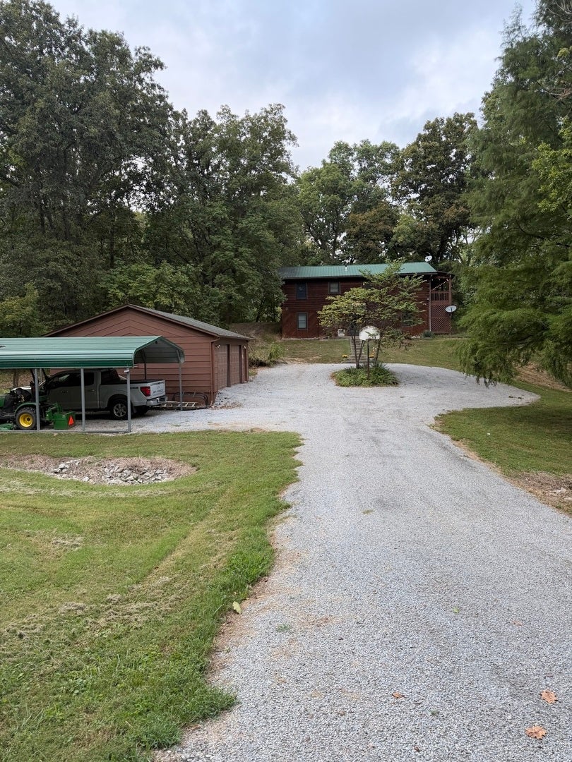 4083 Private Road 25