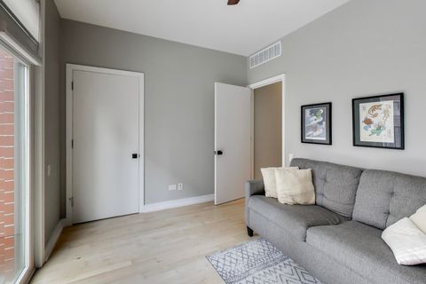 Tiny photo for 321 N Jefferson Street #401, Chicago, IL 60661 (MLS # 12565700)