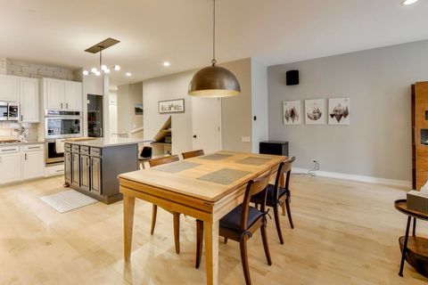 Tiny photo for 321 N Jefferson Street #401, Chicago, IL 60661 (MLS # 12565700)