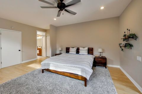 Tiny photo for 321 N Jefferson Street #401, Chicago, IL 60661 (MLS # 12565700)