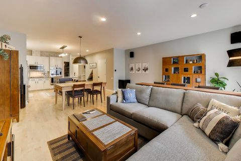 Tiny photo for 321 N Jefferson Street #401, Chicago, IL 60661 (MLS # 12565700)