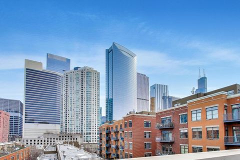 Tiny photo for 321 N Jefferson Street #401, Chicago, IL 60661 (MLS # 12565700)