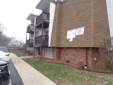 Tiny photo for 10442 S BROOKS Lane #C1, Chicago Ridge, IL 60415 (MLS # 12524596)