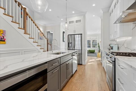 Tiny photo for 1700 N Harding Avenue, Chicago, IL 60647 (MLS # 12617076)