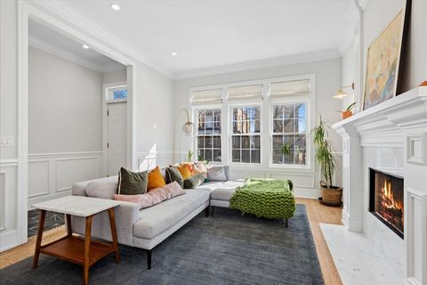 Tiny photo for 1700 N Harding Avenue, Chicago, IL 60647 (MLS # 12617076)