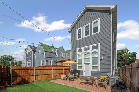 Tiny photo for 1700 N Harding Avenue, Chicago, IL 60647 (MLS # 12617076)