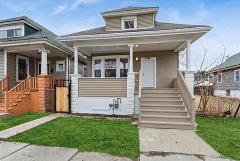 Photo of 1509 W 72nd Place, Chicago, IL 60636 (MLS # 12581357)