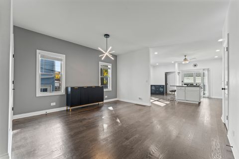 Tiny photo for 4602 N Kelso Avenue, Chicago, IL 60630 (MLS # 12521314)