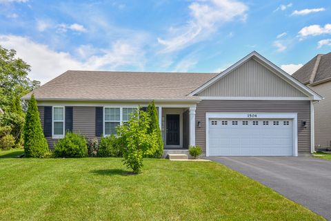 Photo of 1504 Hearthstone Lane, North Aurora, IL 60542 (MLS # 12580124)