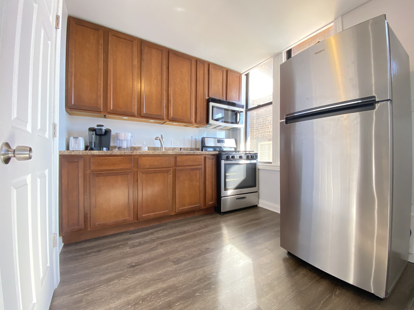 1437 W Taylor Street 3