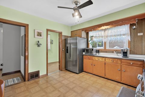 Tiny photo for 3909 W 60th Place, Chicago, IL 60629 (MLS # 12475189)