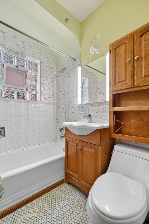 Tiny photo for 3909 W 60th Place, Chicago, IL 60629 (MLS # 12475189)