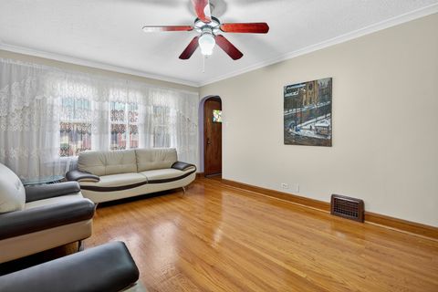 Tiny photo for 3909 W 60th Place, Chicago, IL 60629 (MLS # 12475189)