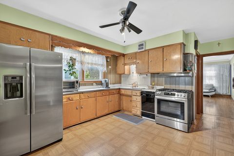 Tiny photo for 3909 W 60th Place, Chicago, IL 60629 (MLS # 12475189)