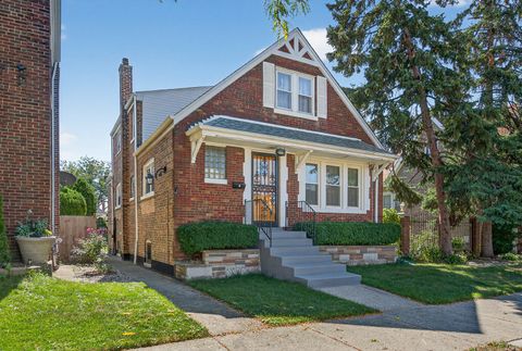 Photo of 3909 W 60th Place, Chicago, IL 60629 (MLS # 12475189)