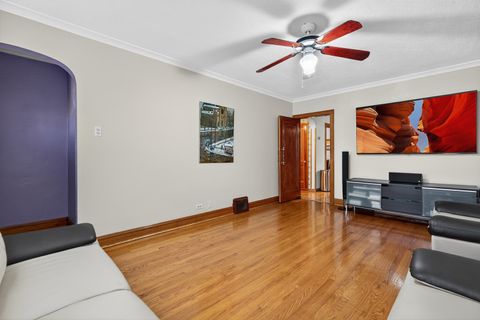 Tiny photo for 3909 W 60th Place, Chicago, IL 60629 (MLS # 12475189)