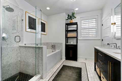 Tiny photo for 2626 N Wayne Avenue #Rear, Chicago, IL 60614 (MLS # 12669979)