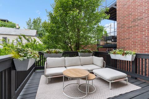 Tiny photo for 2626 N Wayne Avenue #Rear, Chicago, IL 60614 (MLS # 12669979)