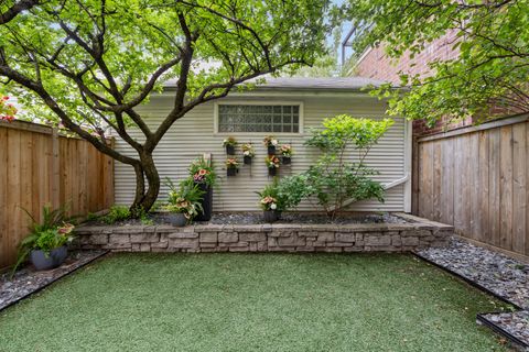 Tiny photo for 2626 N Wayne Avenue #Rear, Chicago, IL 60614 (MLS # 12669979)
