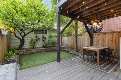 Tiny photo for 2626 N Wayne Avenue #Rear, Chicago, IL 60614 (MLS # 12669979)