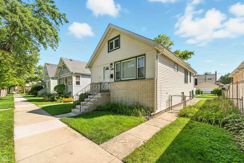 Tiny photo for 1024 Ferdinand Avenue, Forest Park, IL 60130 (MLS # 12479541)
