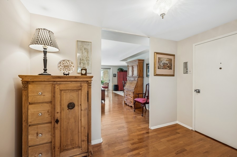 1616 Sheridan Road 3E
