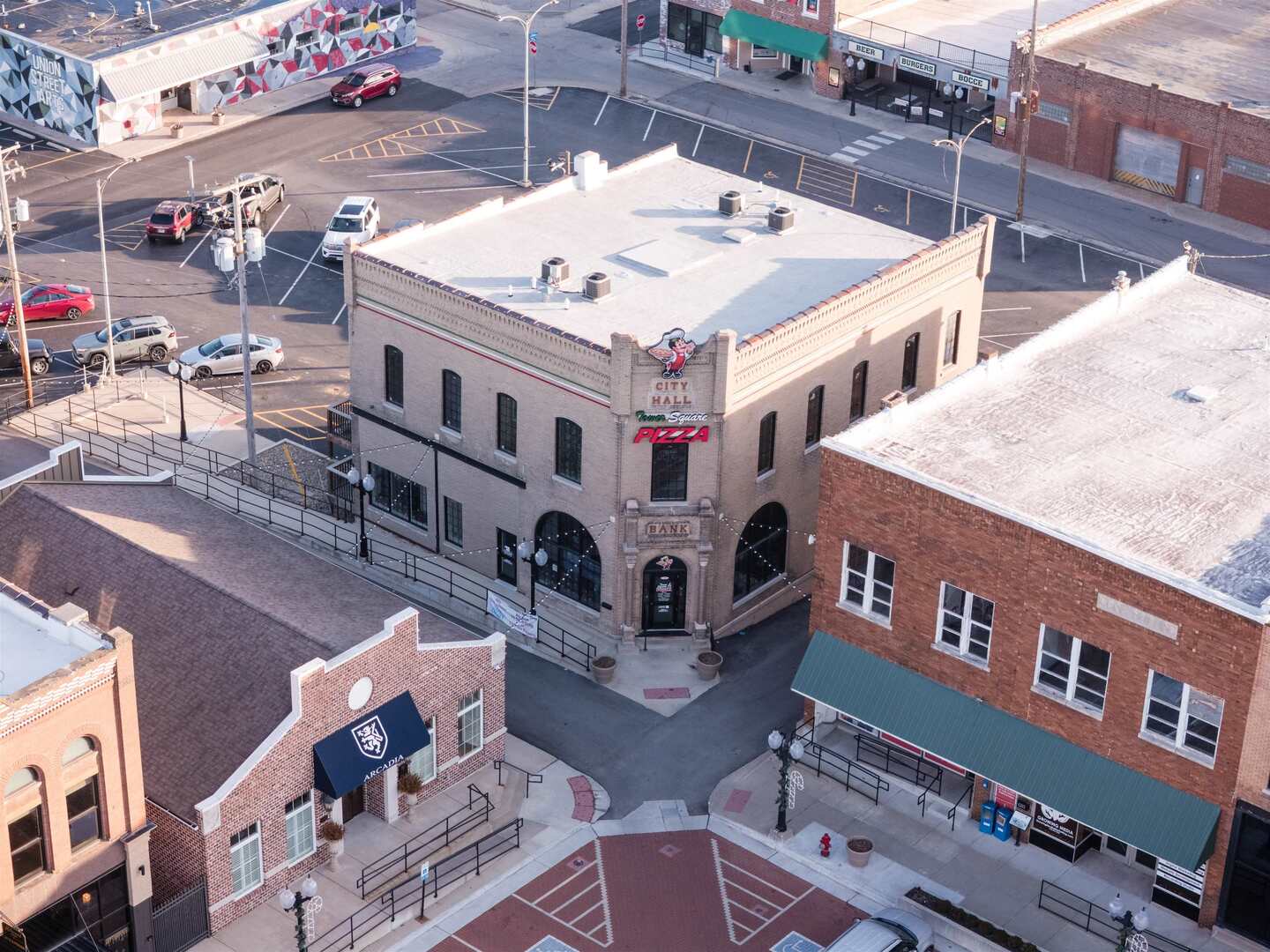 1207 Tower Square