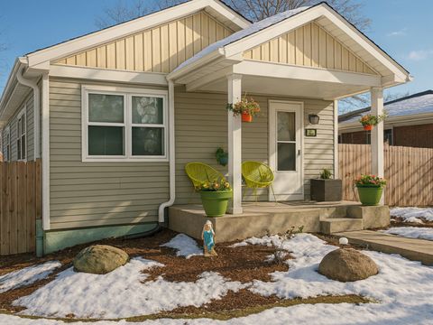 1223 Greenfield Avenue Waukegan IL 60085