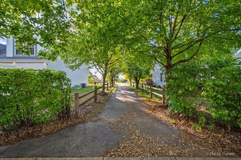 Tiny photo for 680 Chandler Avenue, Geneva, IL 60134 (MLS # 12482806)