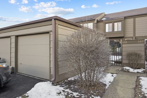 Tiny photo for 142 Aberdeen Court, Geneva, IL 60134 (MLS # 12561187)