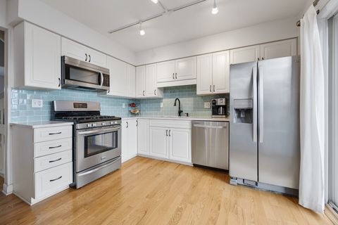 Tiny photo for 142 Aberdeen Court, Geneva, IL 60134 (MLS # 12561187)