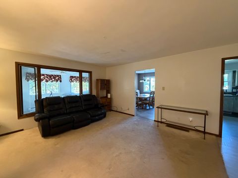 Tiny photo for 2041 Winchester Drive, Freeport, IL 61032 (MLS # 12500127)