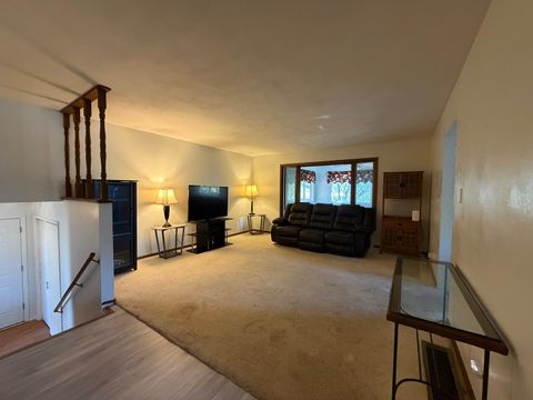 Tiny photo for 2041 Winchester Drive, Freeport, IL 61032 (MLS # 12500127)