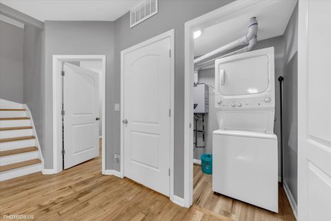 Tiny photo for 8404 S Exchange Avenue, Chicago, IL 60617 (MLS # 12513740)