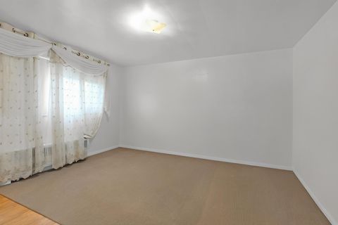 Tiny photo for 6146 N Damen Avenue #3H, Chicago, IL 60659 (MLS # 12636291)