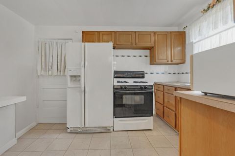 Tiny photo for 6146 N Damen Avenue #3H, Chicago, IL 60659 (MLS # 12636291)