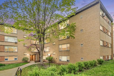 Photo of 6146 N Damen Avenue #3H, Chicago, IL 60659 (MLS # 12636291)